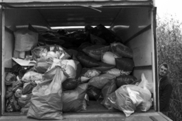 Reinickendorf Berlin Streetphotography Altkleider LKW Maximilian Gödecke Photography 