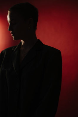 Sarah Mahita Schauspielerin Portrait Maximilian Gödecke Berlin 