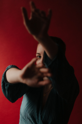 Sarah Mahita Schauspielerin Portrait Maximilian Gödecke Berlin 03 